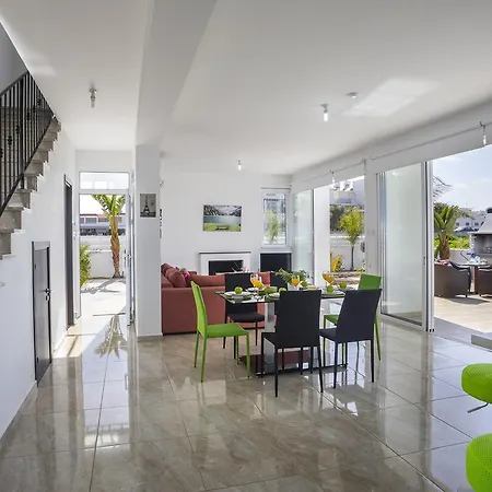 Villa Crystal Blue 18 Protaras